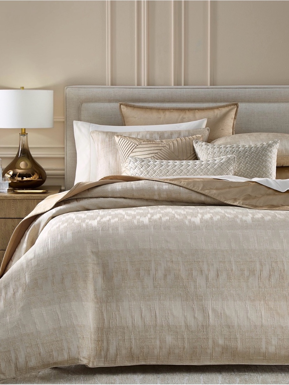 Hotel collection Macys GILDED STRIPE KING Cream and gold comforter set NEW NWT